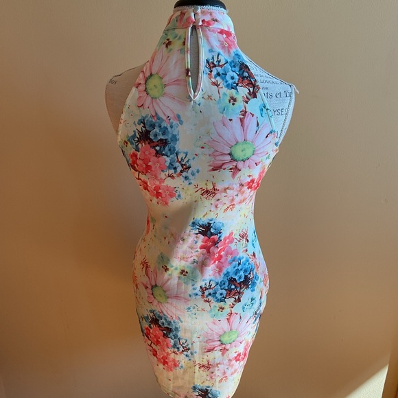 Parisian Collection Floral Halter Neck Dress Size M - Picture 3 of 8